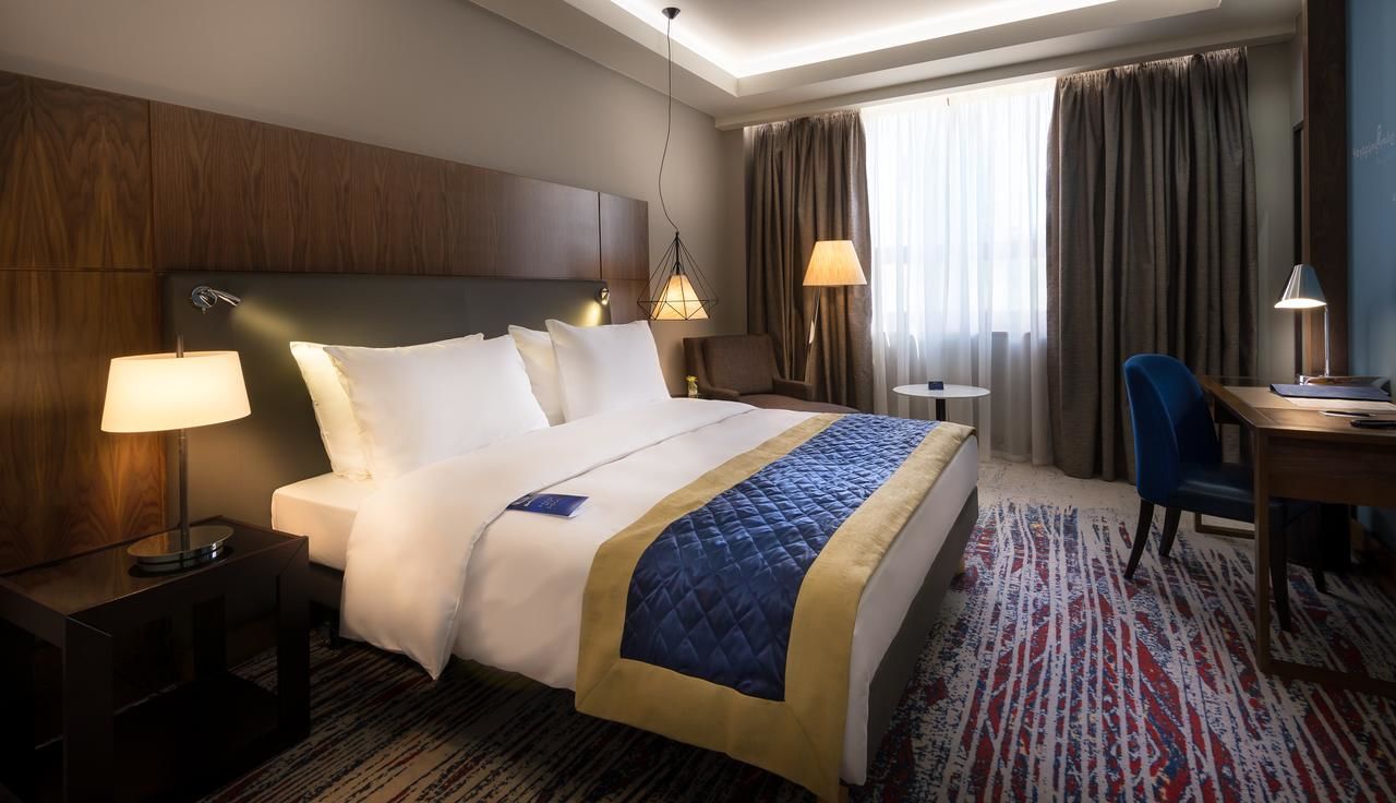 Отель Radisson BLU Hotel Yerevan Ереван-8