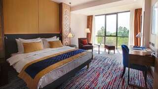 Отель Radisson BLU Hotel Yerevan Ереван Улучшенный номер-12