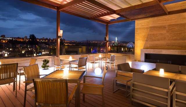 Отель Radisson BLU Hotel Yerevan Ереван-30